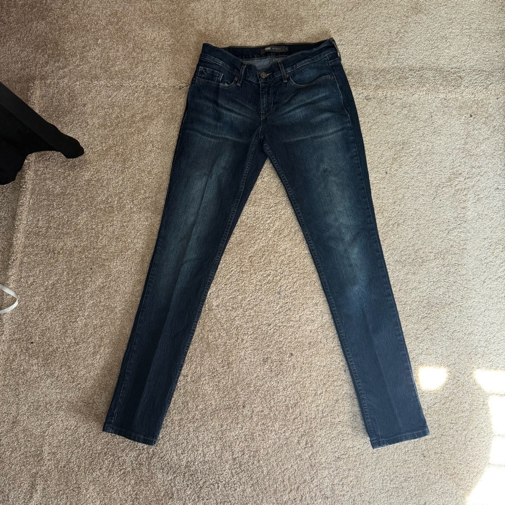 Levi's Classic Indigo Jeans with Iconic Patch